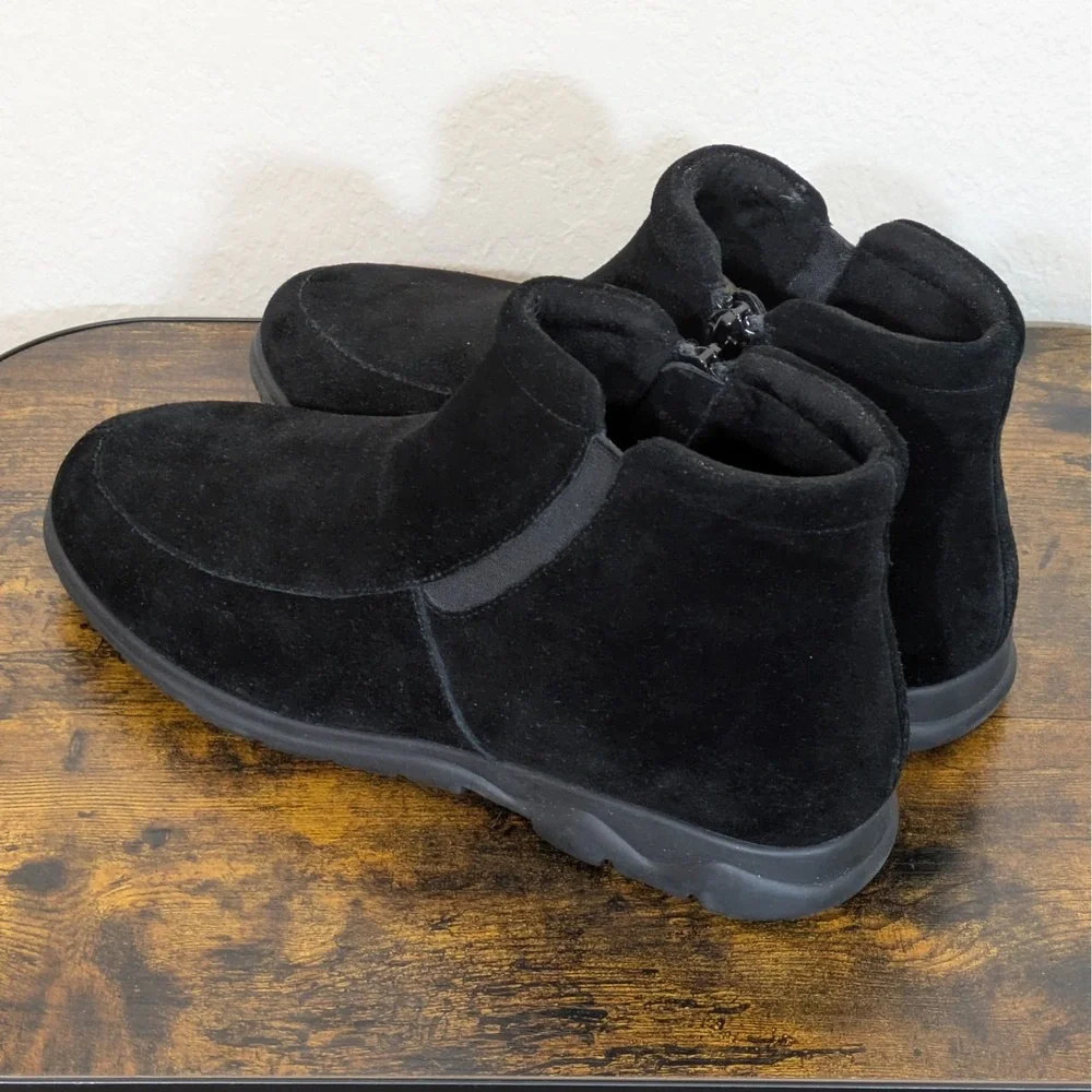 Vaneli Sport Leeta Black Suede Ankle‎ Boots Zip Booties Women's 6.5 M